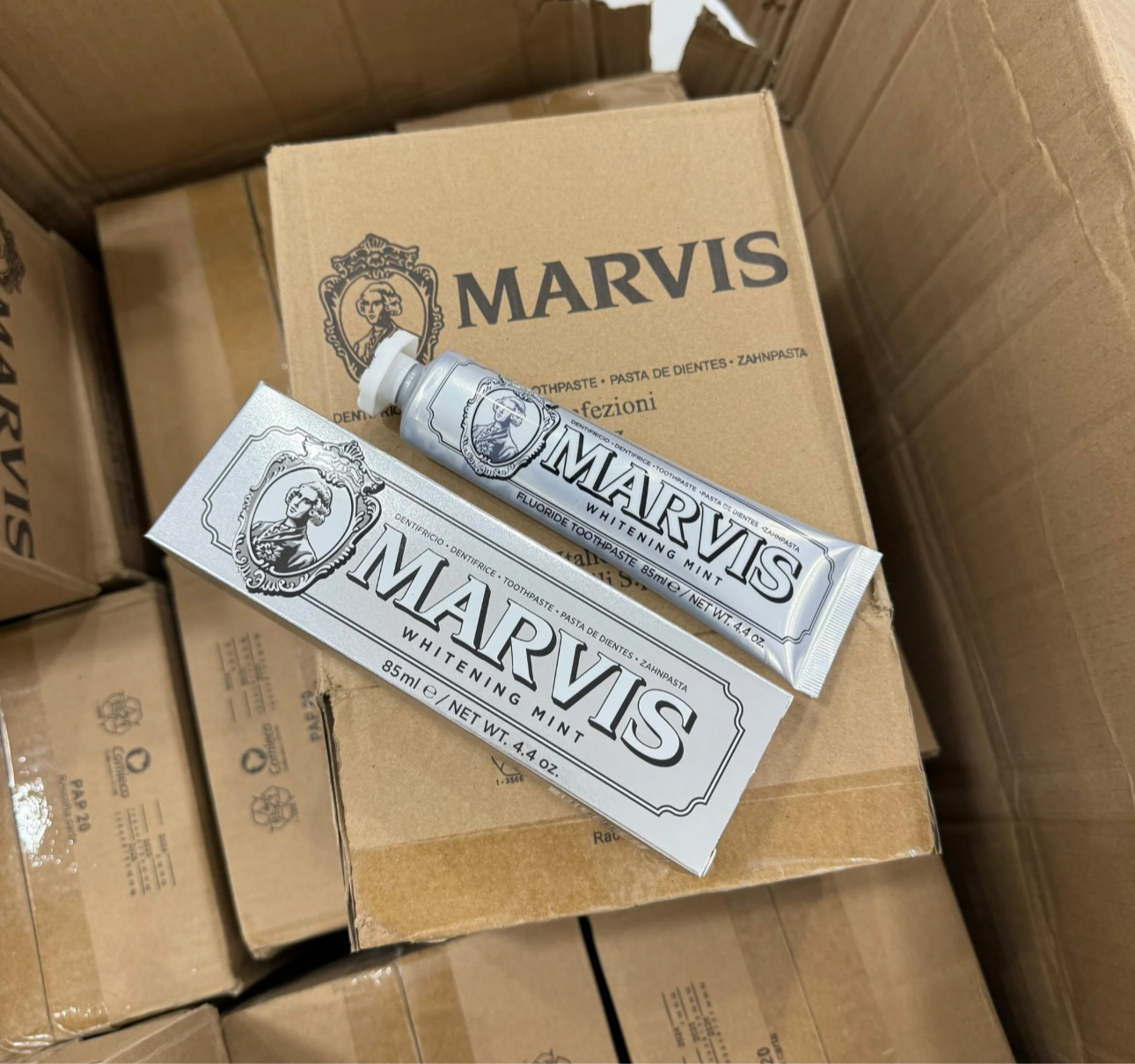 Marvis - Whitening Mint Toothpaste, 85ml